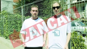 Tricouri cu mesajul "Urasc firma RDS-RCS!"