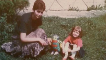 Imagini de colectie! Anorexica Flavia Apostol, asa cum nu ati mai vazut-o niciodata