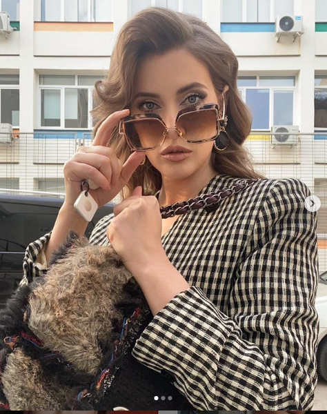 Iulia Albu este însărcinată? Postarea care spune multe: ”Felicitări, să fiți sănătoși!”