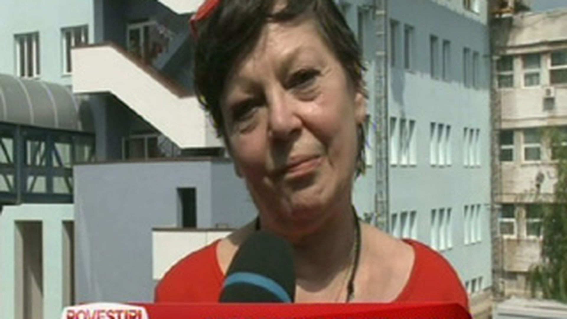 Anca Pandrea, inainte de operatia sotului ei: "Oamenii de pe hol s-au inchinat si i-au spus 'Iurie Darie, te iubim! Iti tinem pumnii' "