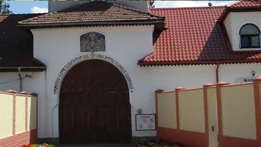 Fabulosul Secret al vedetelor care si-au gasit sufletul pereche peste hotare! Vezi ce ajutor neasteptat au primit Moni si Vantur