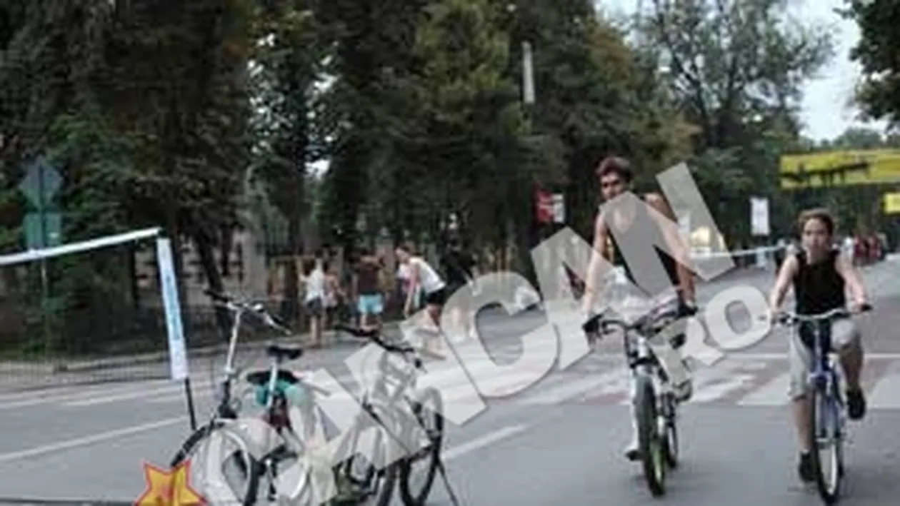 Antrenamente de escalada si spectacole de rugby pe Bulevardul Kiseleff