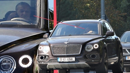 Gigi Becali i-a ”confiscat” Bentley-ul de 250.000 € nepotului intrat în dizgrație!