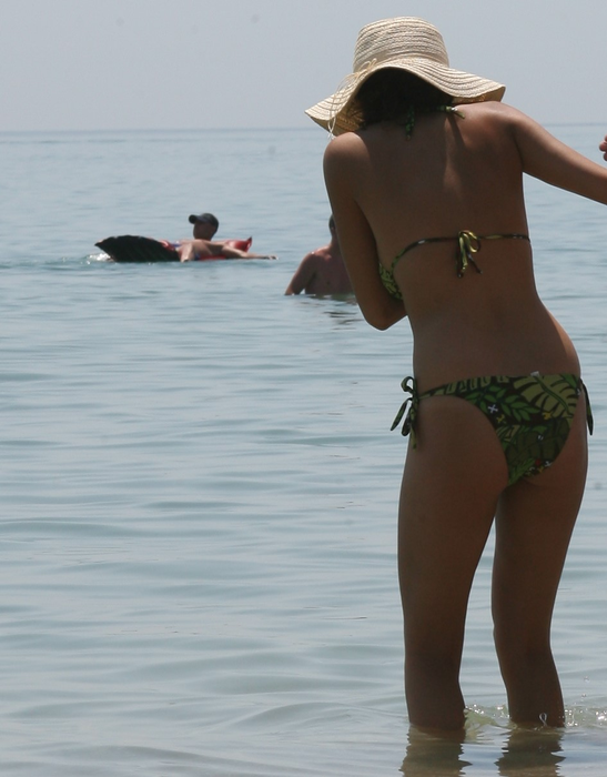 Avem singurele imagini cu Andra Măruță în costum de baie. Cum arată trupul ei, de fapt, și de ce îl ascunde