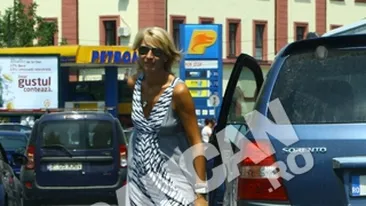 Situatie neplacuta pentru Monica Iagar la supermarket! Vezi aici ce a facut cand a realizat ca nu are bani sa plateasca produsele alese