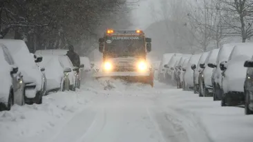 Alertă meteo! A fost prelungit CODUL PORTOCALIU de ninsori emis pentru județe din vestul, sudul și centrul țării, prelungit