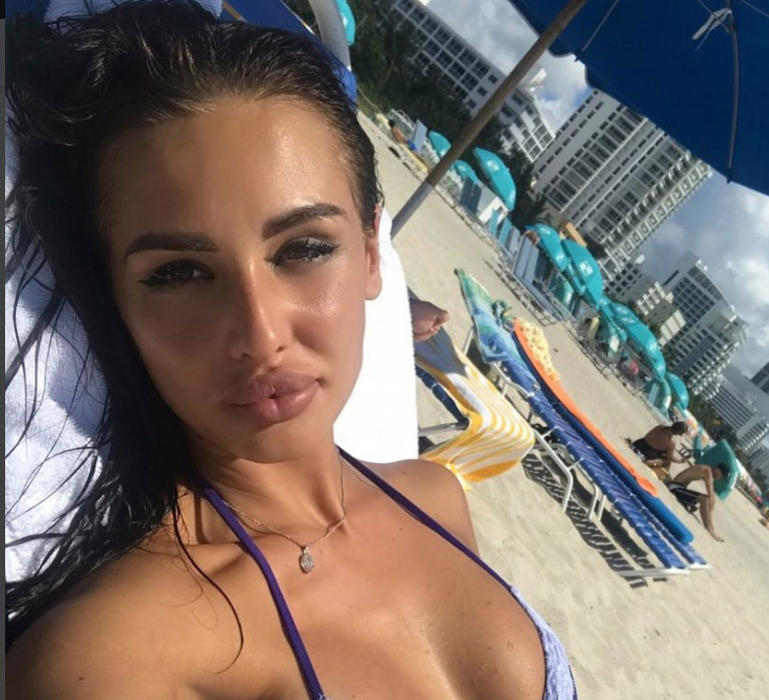 Ioana, una dintre româncele care a plecat cu Maluma din Face Club Bucharest