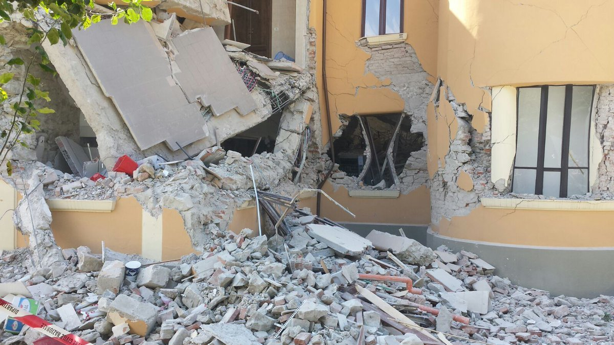 S-a produs încă un cutremur în ITALIA, în această după-amiază!