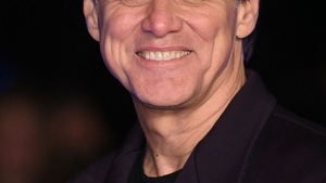 Jim Carrey, de nerecunoscut! Fanii, înmărmuriți când l-au văzut pe covorul roșu: ”Ce s-a întâmplat cu fața lui?”