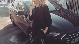 LIDIA BUBLE şi-a schimbat look-ul! Cum arată acum

