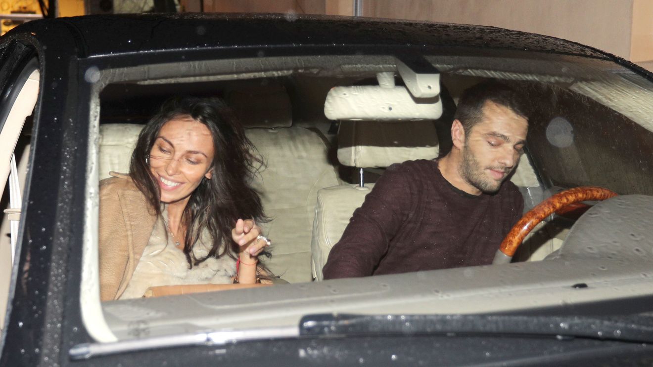 Mădălina Ghenea a impus măsuri drastice de pază în maternitate! Şi-a baricadat bebeluşa! Un paznic a ”triat” toate vizitele în sectorul VIP, dar, cu toate acestea, CANCAN.ro a pătruns acolo!