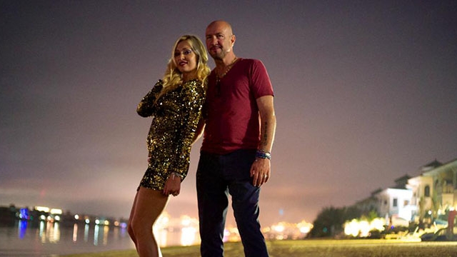 Walter, ce faci cu mana!? Cum au fost fotografiati Zenga si sotia lui romanca, noaptea pe o plaja