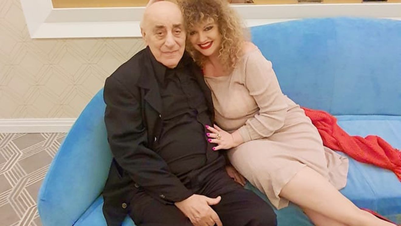 Oana Lis, criticată aspru după ce și-a scos lucrurile la vânzare pe internet! Soția lui Viorel Lis, replică tranșantă: „Singură mă descurc cu toate”