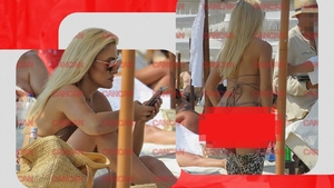 Imaginile caniculare cu Iuliana Pepene! Masculii au urmărit-o precum pescarii pluta, iar când vedeta s-a ridicat de pe șezlong a oferit...