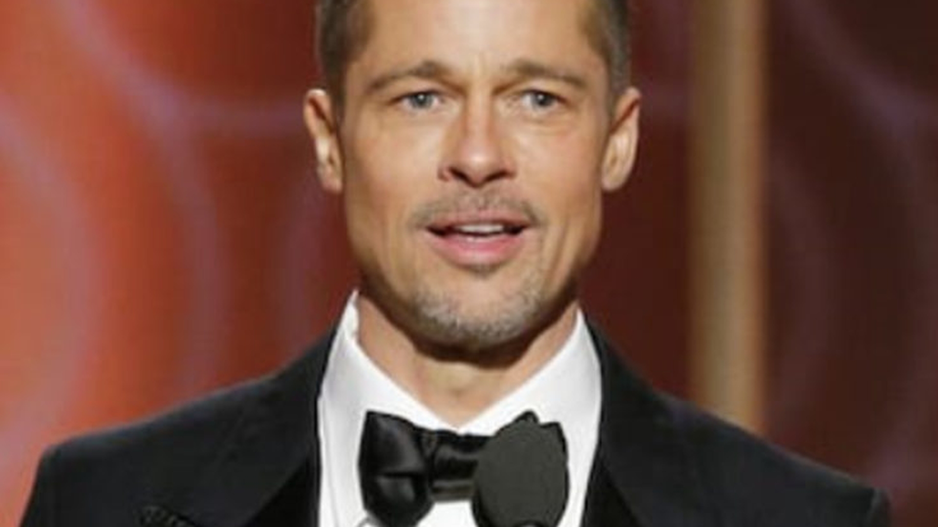 Brad Pitt iubeşte din nou! ”Aleasa” e o actriţă cu 32 de ani mai tânără ca el