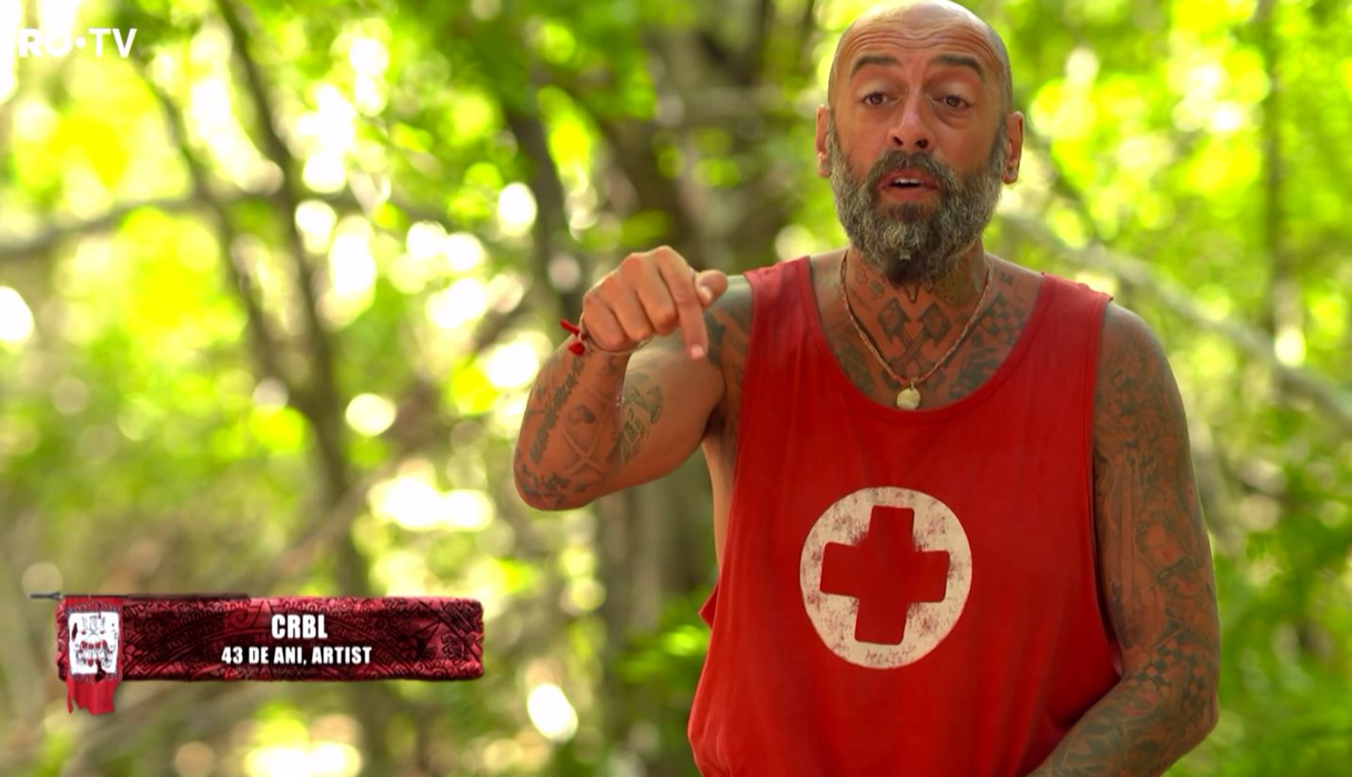 Motivul pentru care doi concurenți de la Survivor România au fost exilați, seara trecută: ”Ai făcut o mare greșeală. Nu trebuia să te atingi de băieți”