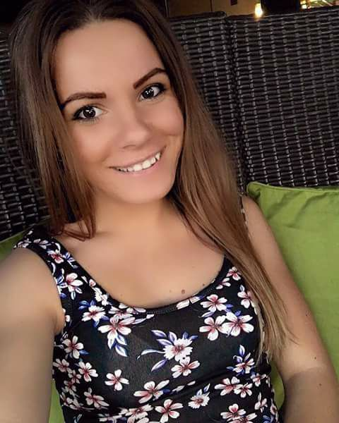 La doar 25 de ani, Larisa a pierdut lupta cu boala! Tânăra a înduioşat o ţară întreagă cu suferinţa ei