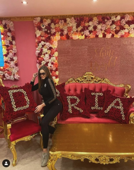Daria Radionova ar fi primit "sponsorizări" consistente din partea unui indian putred de bogat