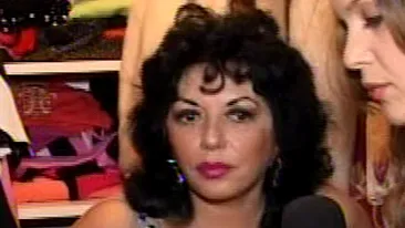 VIDEO Carmen Harra traieste visul american! Uite cum arata casa ei de 7 milioane de dolari! Are un tablou de un milion si bijuterii de sute de mii de dolari!