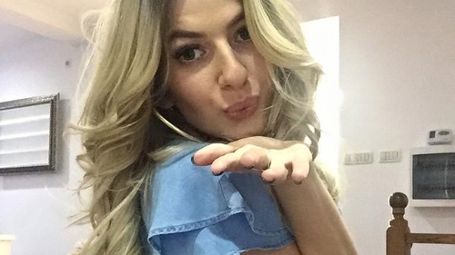 I-a dat inelul? LIDIA BUBLE a „scăpat“ această imagine pe Internet, în urmă cu puţin timp