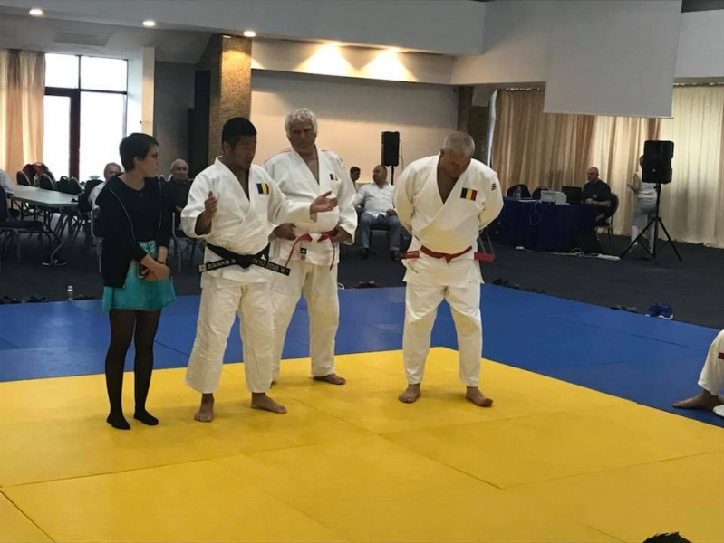 Veteranii și campionii judoului românesc, prezenți la deschiderea Stagiului Național al Arbitrilor și Antrenorilor de Judo