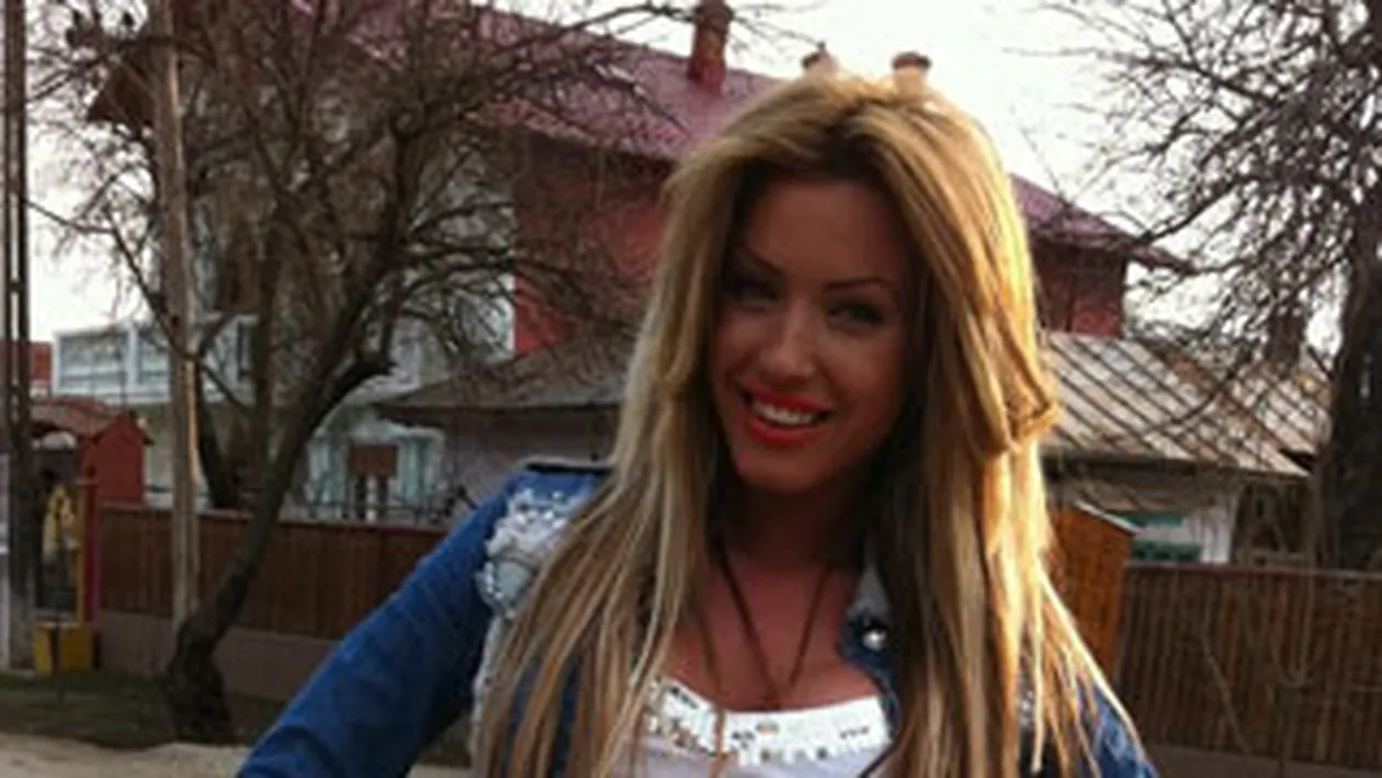 Loredana Chivu s-a saturat sa fie injurata si jignita pe Facebook: Nu scoateti la suprafata decat caracterul vostru infect, mizeria si rautatea