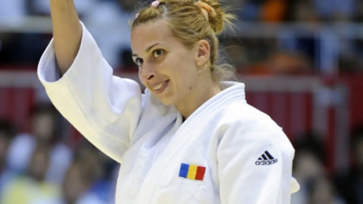 Judoka Alina Dumitru, dezamăgită după meciul pierdut de naţionala României: Voiam să fie mai uniţi şi să joace altfel