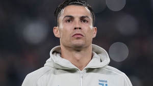 Cristiano Ronaldo, zbor de urgență spre Madeira! Mama lui a ajus în spital! Ce a pățit Dolores Aveiro