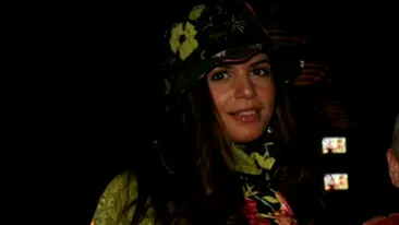 A aparut Cancan de Weekend! Vezi cum a ajuns Monica Columbeanu sa-si vanda hainele de pe ea