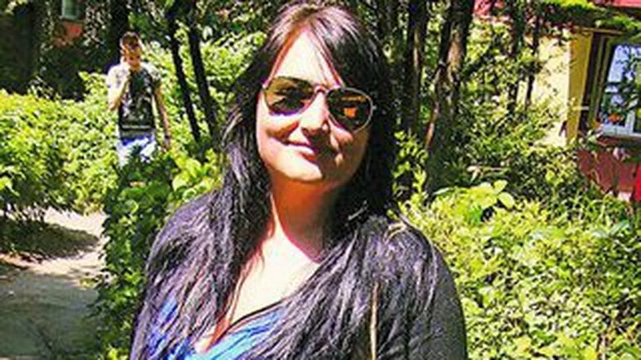 O adolescenta din Suceava suferea ca nu o iubeau parintii! S-a spanzurat cu lesa cainelui