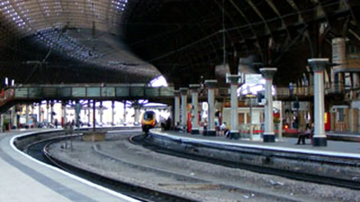 Un tamplar roman, inchis pentru ca a agresat o femeie in Marea Britanie care i-a zis sa nu mai fumeze