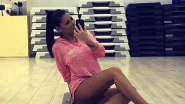 ROXANA VANCEA strârneşte imaginaţia bărbaţilor pe Facebook! Uite cum s-a pozat vedeta