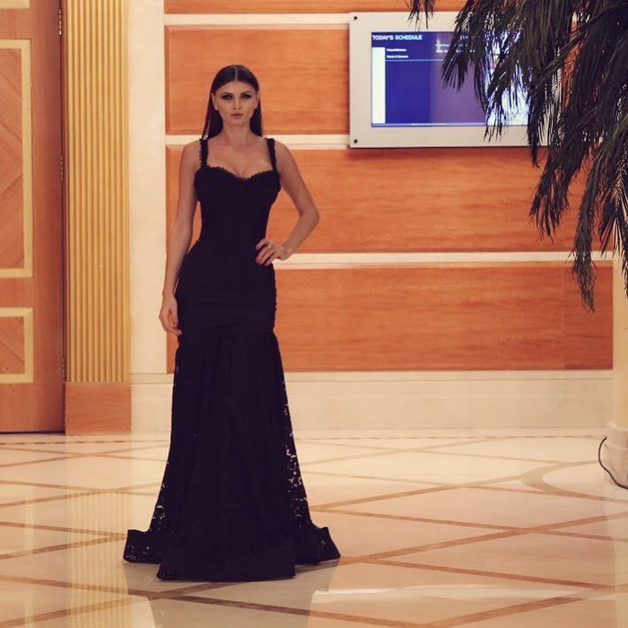 RAMONA Gabor este foarte fericită în Dubai! Vedeta a dat vestea în această dimineaţă:,,Aşteptăm…‘’