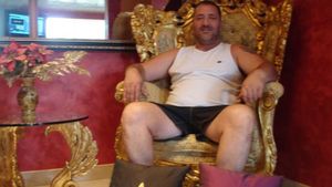 O sa ai un soc in momentul in care o sa vezi poza asta! Cum arata Nelson Mondialu cand avea 34 de ani! Au trecut 17 ani de atunci