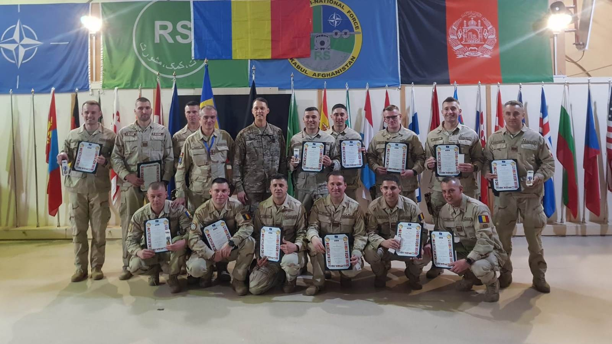 Jandarmii români din Afganistan au fost premiați de NATO