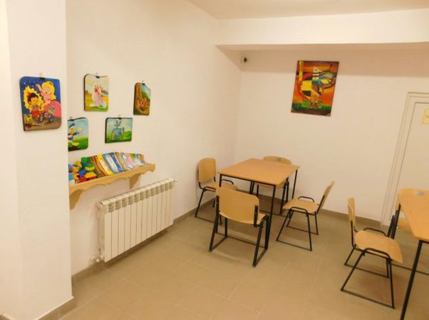 Camera de primire a copiilor amenajată la Penitenciarul Aiud