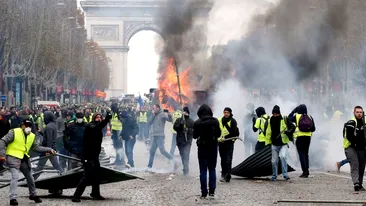 Stare de urgență în Franța! Anunțul făcut de președintele Emmanuel Macron