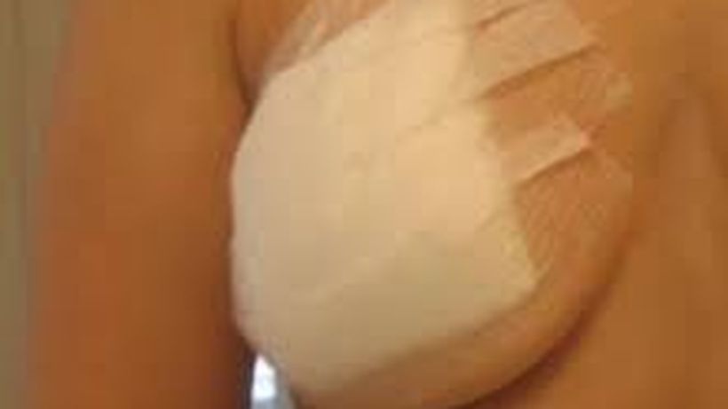 Adevărata cauză a morţii femeii din Iaşi care şi-a pus silicoane! Ce spun legiştii!