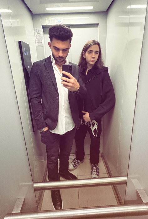 Spac & Petru lansează primul lor album – „Din ce în ce mai rău”. „Am încercat să arătam lumii realitatea de după blocuri, așa cum am trăit-o noi în Pantelimon și Bronx”