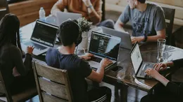 Care sunt riscurile reale când îți muți datele companiei în cloud