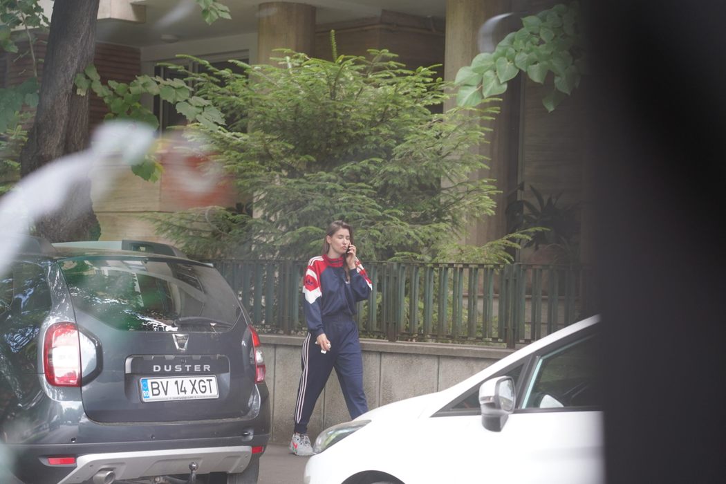Iulia Albu, în trening, prin București (Foto: CANCAN.RO)