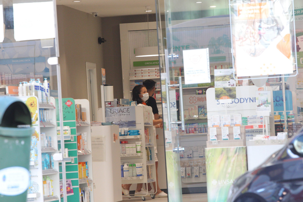 Comandă un flacon de medicamente