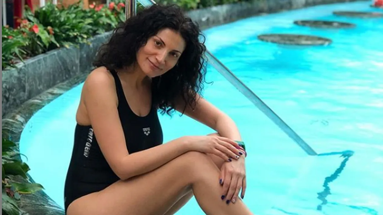 Cum a fost fotografiată astăzi Ioana Ginghină, după ce a divorțat oficial de Alex Papadopol. Detaliul ciudat observat de toată lumea