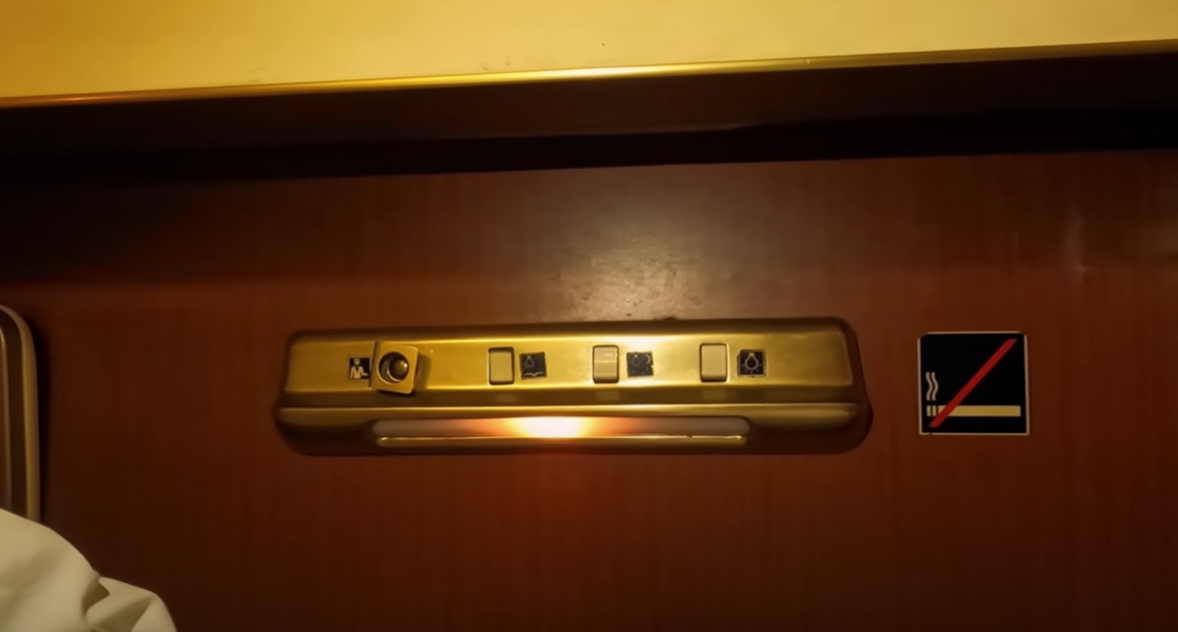 Un englez a călătorit prin România cu un tren vechi de 60 de ani/ Sursa foto: Captură Youtube