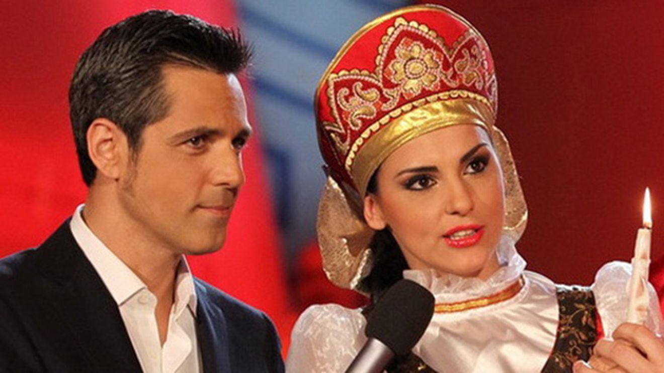 De ce nu doarme noptile Stefan Banica? Ce a aratat Lavinia cand s-a aplecat il va innebuni total pe trubadur!