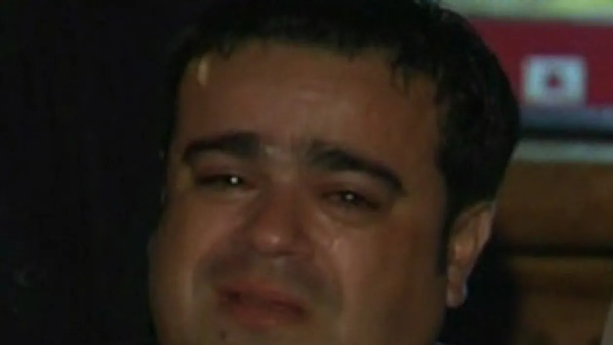 Imaginea care te va face sa plangi! Fiica lui Adrian Minune, terminata din cauza mortii Nae Nicolae! S-a dus la priveghiul nasului