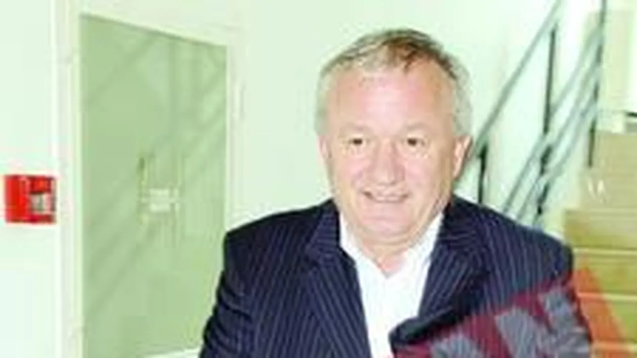 Porumboiu a udat victoria Vasluiului cu vin rosu