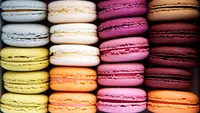 Reţetă simplă de macarons. Cum să faci acest desert la tine acasă