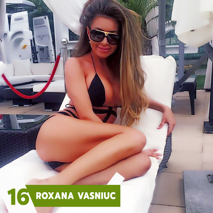 Top 30 sexy-vedete în poziții bizare la plajă! Ce locuri ocupă Laura Cosoi, Sylvia și Daniela Crudu