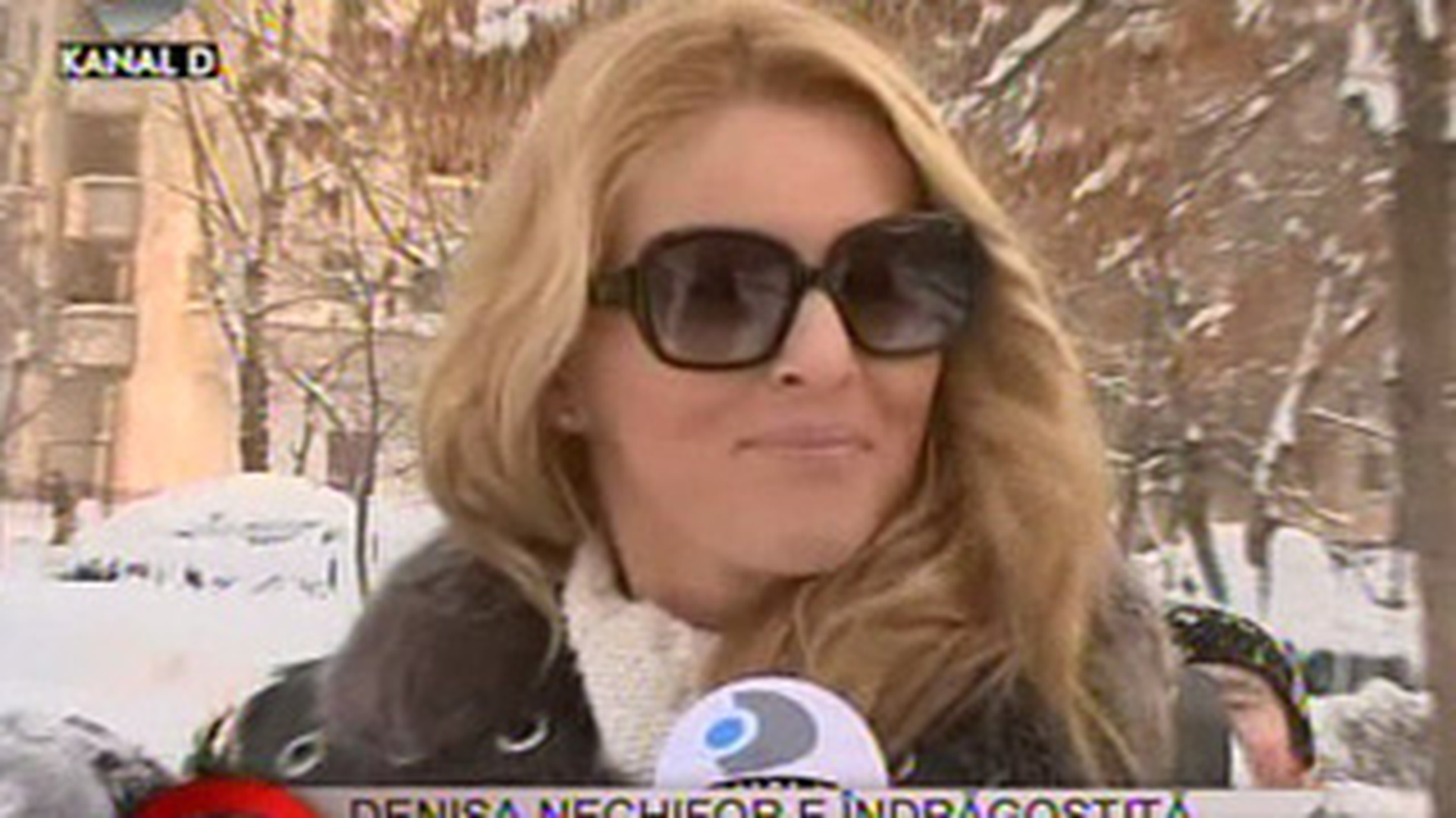 Denisa Nechifor: "Este cineva care ma iubeste, dar nu e Catalin Botezatu"